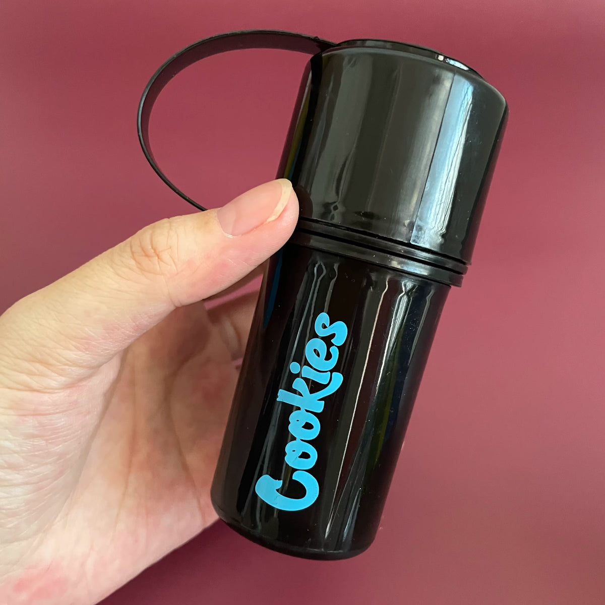 COOKIES 3-IN-1 – GRINDER & SYSTÈME DE STOCKAGE ANTI-ODEUR