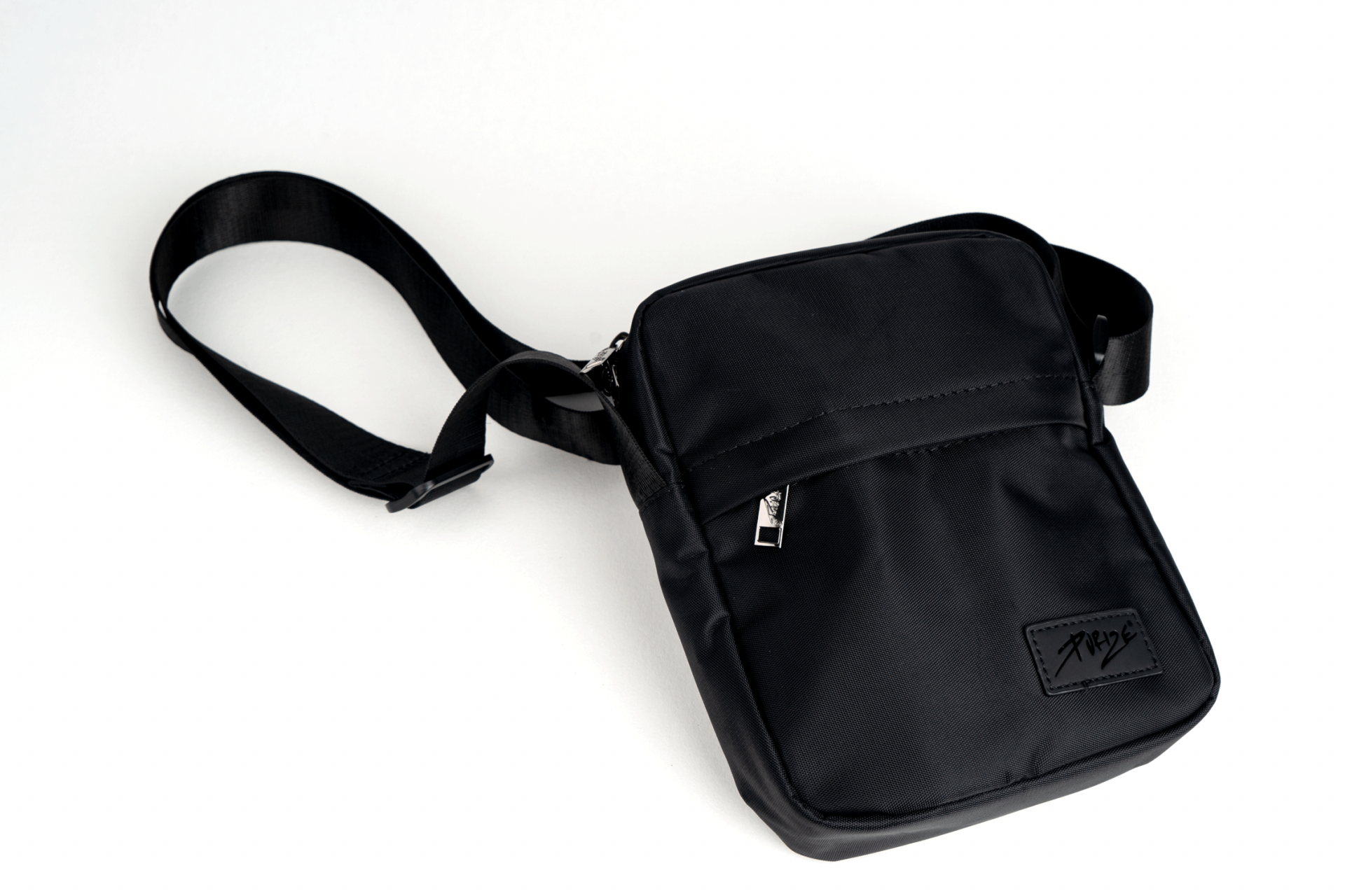 PURIZE Activated carbon Shoulder Bag
